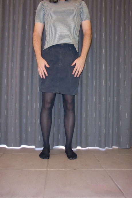 Club Cross Dresser XXX Pics