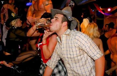 Sex-hungry MILFs spend some great time at the night club party
