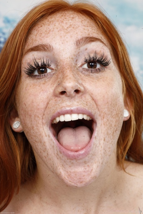 Teen redhead Jayme Rae spreads her meaty cunt  her inviting butthole up close