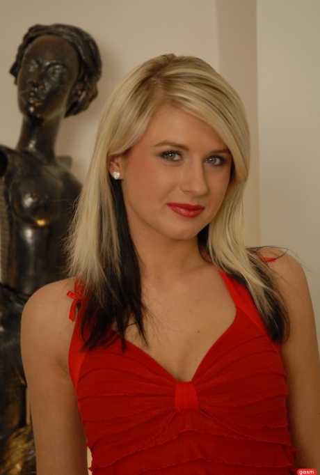 Hot German pornstar drops her dress at a museum and shows her sexy bra