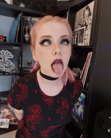 Sexy amateur babe Kirajameson posing in her kinky solo compilation